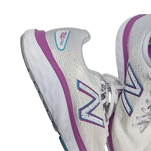 New Balance Womens Fresh Foam 680 V7 White/Fuchsia Size 11 - Picture 6 of 10
